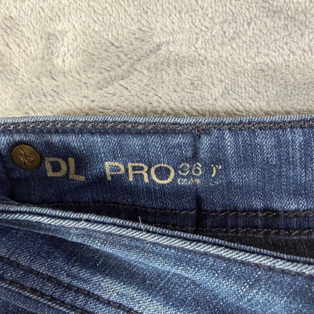 DL1961 Amanda‎ Skinny Jeans Women's Size 29 Blue Dark Wash Denim
